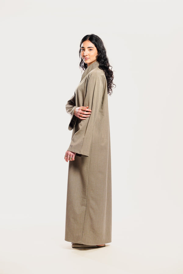 COLLAR-SHAWL DRESS - LATTE